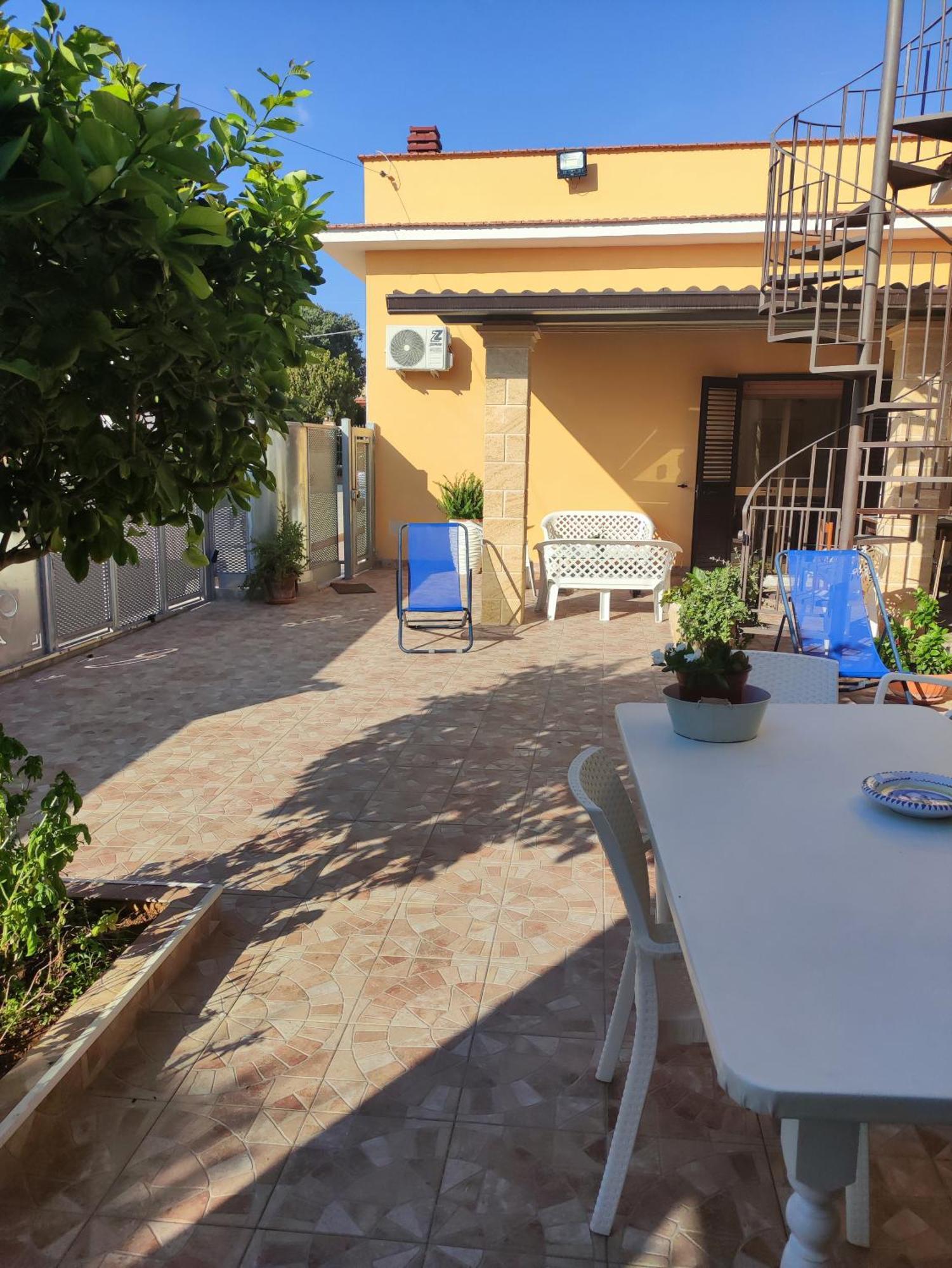 Casa Vacanze Nonna Tuzza Марсала Екстер'єр фото